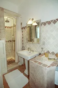 Mas de CHARME 400m2 classé 4 étoiles 6 chambres climatisées PISCINE chauffée - Image 5