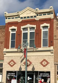 Stay in Historic Downtown Keokuk - Image 2