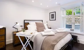 NEW - River Barn - 5 Star - Luxury Riverside Retreat - Image 3