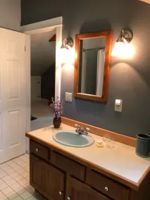 Close to Galena, close to perfect. Premier get away.  Three beautiful suites. - Image 5