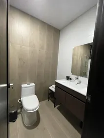 Beautiful view, 13th floor, modern, exclusive and comfortable apartment. - Image 3