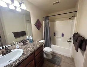 Zion getaway 4 bedroom apt within my home! Private & separate from owners area! - Image 3
