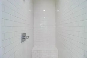 Situé au centre, condo de deux chambres - Image 3