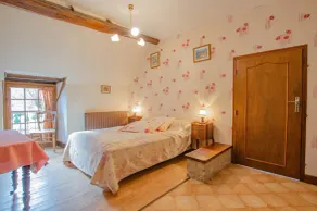 House - Image 4