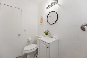 Beautiful Apt 2/2 Near The Beach - Image 4