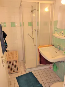 Appartamento soleggiato con un ampio balcone esposto a sud - Image 4