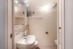 Appartement 'Goccia Di Mare' avec parking gratuit, Wi-Fi et climatisation - Image 4