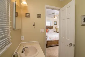Hobbs Realty - \"Kingry Hideaway\" - a lovely 4-bedroom oceanfront home just steps from the ocean - Image 4