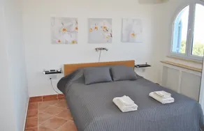 Villa Karkot - Four Bedroom Villa, Sleeps 8 - Image 4