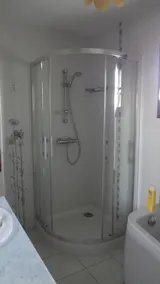 Semesterhus nära landningsstränderna - Image 3