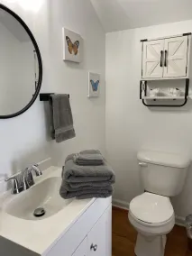 Joyful Loft! Newly renovated loft apartment! Close to Downtown and Universities! - Image 3