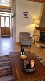 Atmosphärisches Ferienhaus für 6 Personen mit Holzofen - Image 2