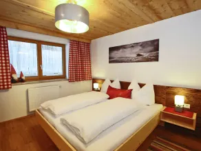 Spacious Holiday Home near Ski Area in Kaltenbach - Image 5