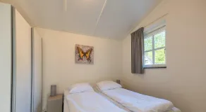 Luxury bungalow with dishwasher and box spring beds - Image 3