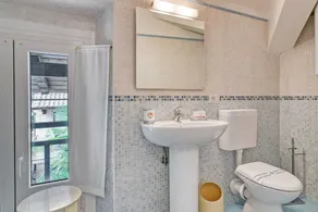 Piccolo Mondo Antico: Stresa 2BR Apartment with Lake View - Happy Rentals - Image 3