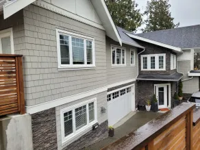 Upscale Home, Backyard Haven - pet friendly - 10 Minutes to Downtown. - Image 3