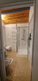 12-personershus med pool, täckt terrass, grill, butiker i närheten - Image 5