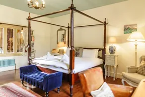 Artisan Hall: 4BD Stunning Grandeur in Cotswolds - Image 4