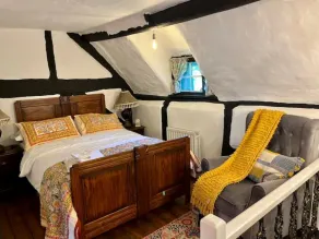 Historical Thatcher Roof Cottage Hathaway Hamlet - Image 4