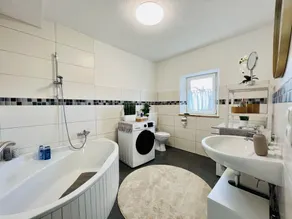 Modern, near thermal spring, office, kitchen, parking spot - Image 2