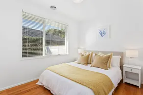 Portsea Summer Dreaming - Image 3