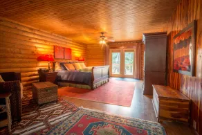 Wonderful Lake Front Home with amazing views and access to the water - Image 5