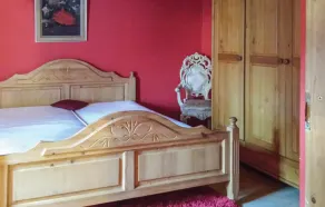 Awesome caravan in Retowo 4 with 2 Bedrooms - Image 4