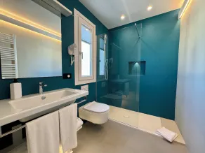 A&A Rooms - Image 2