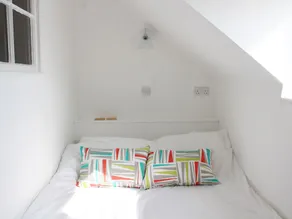 THE EAVES, family friendly, character holiday cottage in Sandgate - Image 5