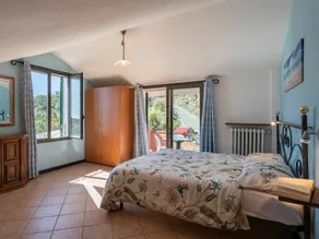 Bel appartement pour 30 personnes avec WIFI, piscine, bain à remous, climatisation, TV et patio - Image 5