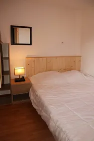 Overfladeareal: ca. 33 m². 2. sal. Orientering: Vest. Pooludsigt og skiløjper - Image 4