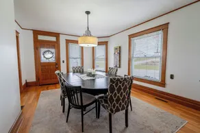Family owned and operated spacious Farm House with a modern decorative flair. - Image 3