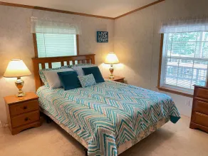 Cozy Lake Sunapee House With Lake View - Image 4