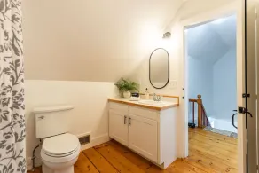 Pet-Friendly 2BR Getaway Near Killington & Woodstock - Image 5