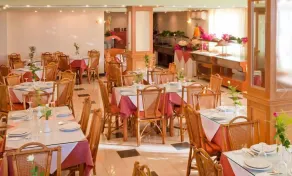 Dedalos Beach Hotel - Image 5