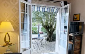 CHAMBRE D'HOTES "Les Volets Bleus" à ROYAN - VAUX SUR MER - plage - Image 3