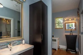 Oakland Manor House - Image 3