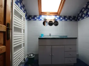 Charming village house in La Hague, pets allowed and parking - Image 3