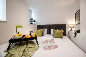 Windmill House Apt 1 - 1 bed apt - sofa bed - sleeps 4 - Image 5