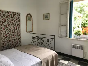 Charmant Cottage Avec Terrasse Ombragée - Image 2