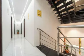 Hotel Baverly By Glitz Hotels  - Image 3