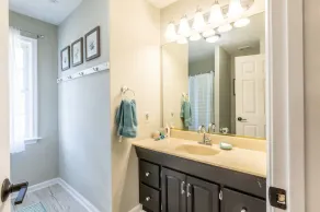 Spacious, Beautiful, Quiet Home with Amazing Old Rag Views - Image 4