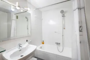Ferienwohnung 'Oasis' mit Gemeinschaftspool, Gemeinschaftsgarten und WLAN - Image 4