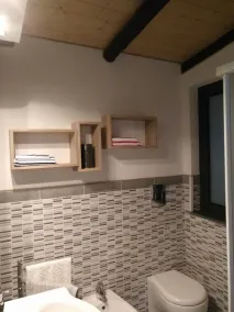 Oak House - Image 2