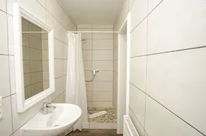 nah am Meer, ruhige Lage, gratis Nutzung vom AHOI Erlebnisbad und Sauna in Sellin - Haus Büdnerstube FeWo 5 - Image 4