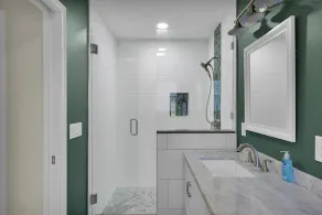 Coastal Heated Pool Home, 10 mins to the beach and downtown  - Image 3