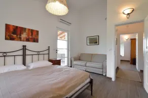 Villa di lusso con piscina e vista mare per 8-10 persone - Image 4