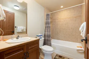 201 Oro Grande 2 Bedroom Condo by RedAwning - Image 4