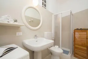 Rododendro Rosso: Duplex with Pool, Tennis and BBQ - Happy Rentals - Image 2