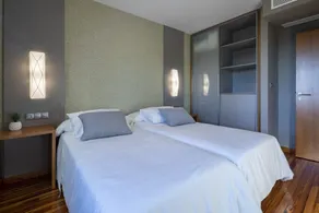 EXCLUSIVE RURAL HOUSE WITH POOL IN LAS RIAS BAIXAS  - Image 4